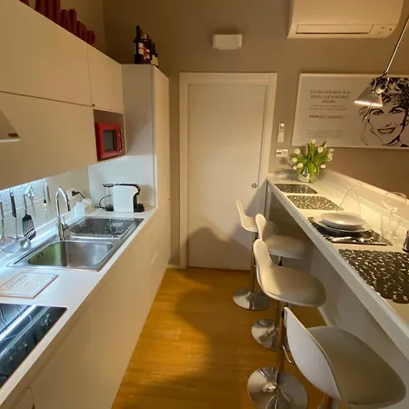 Navigli Lombardini 8 شقة